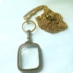 Vintage-Inspired Gold Pendant Necklace